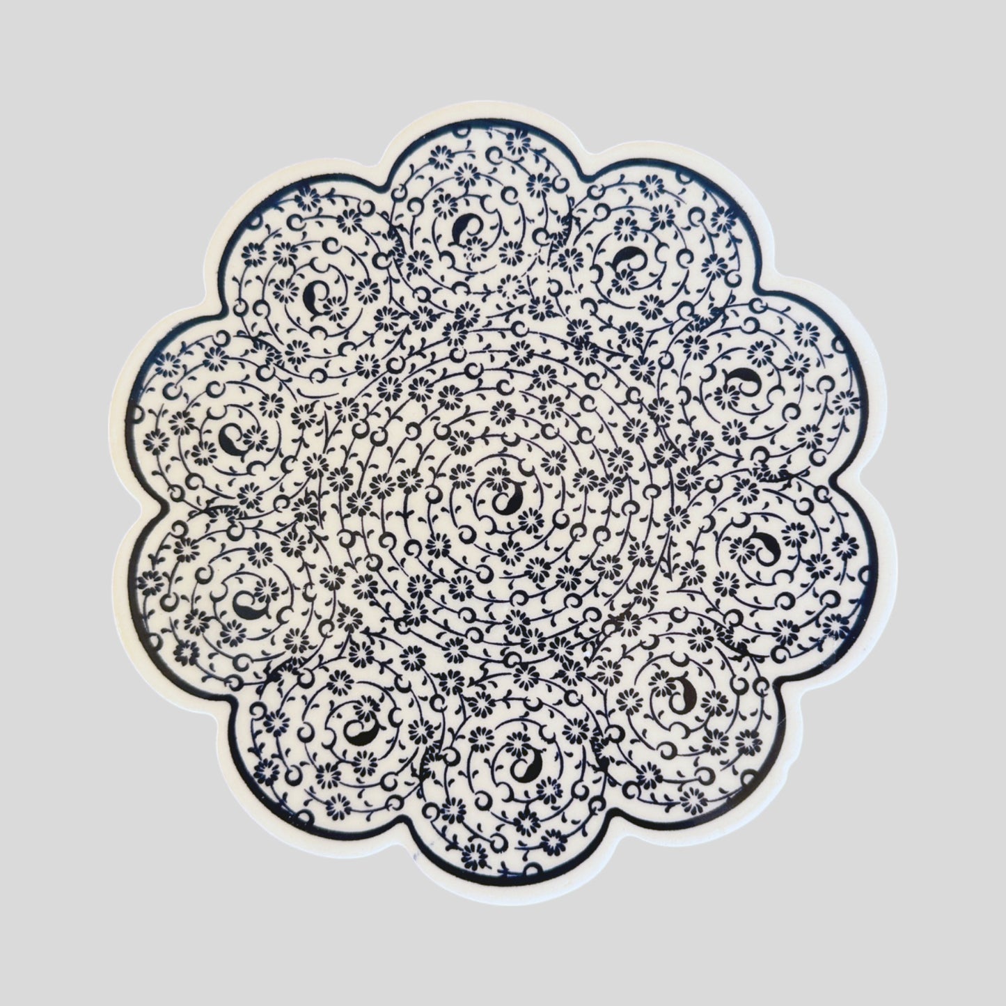 7" Scalloped Ceramic Trivet - Iznik Vinework