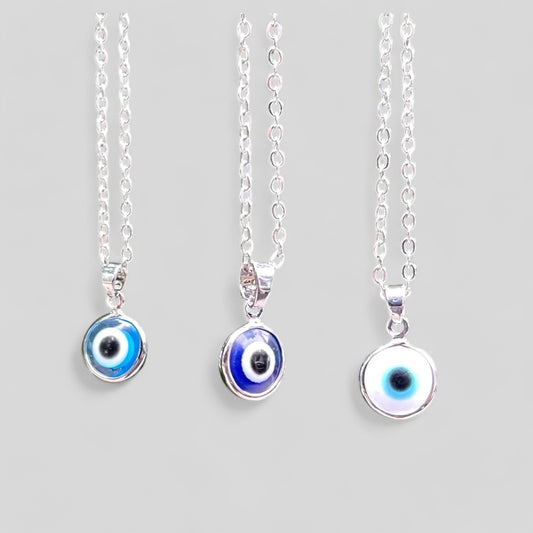 Mini collier pendentif Evil Eye Nazar Boncuk Mal de Ojo avec boîte cadeau — Charme mauvais œil, chaîne en acier inoxydable — Bleu, Bleu clair, Blanc