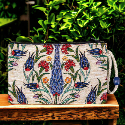 Zipper clutch purse with woven tulip pattern (blue and red), compact pouch with wrist strap