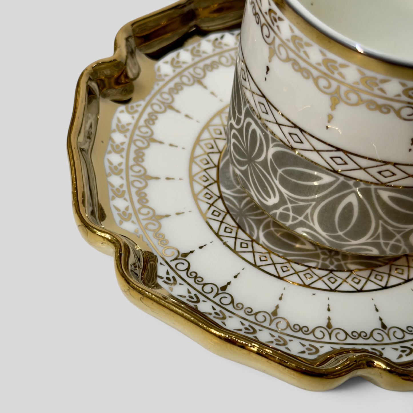 Luxury Turkish Coffee Cup Set for 6 – White & Charcoal Porcelain with Gold Accents