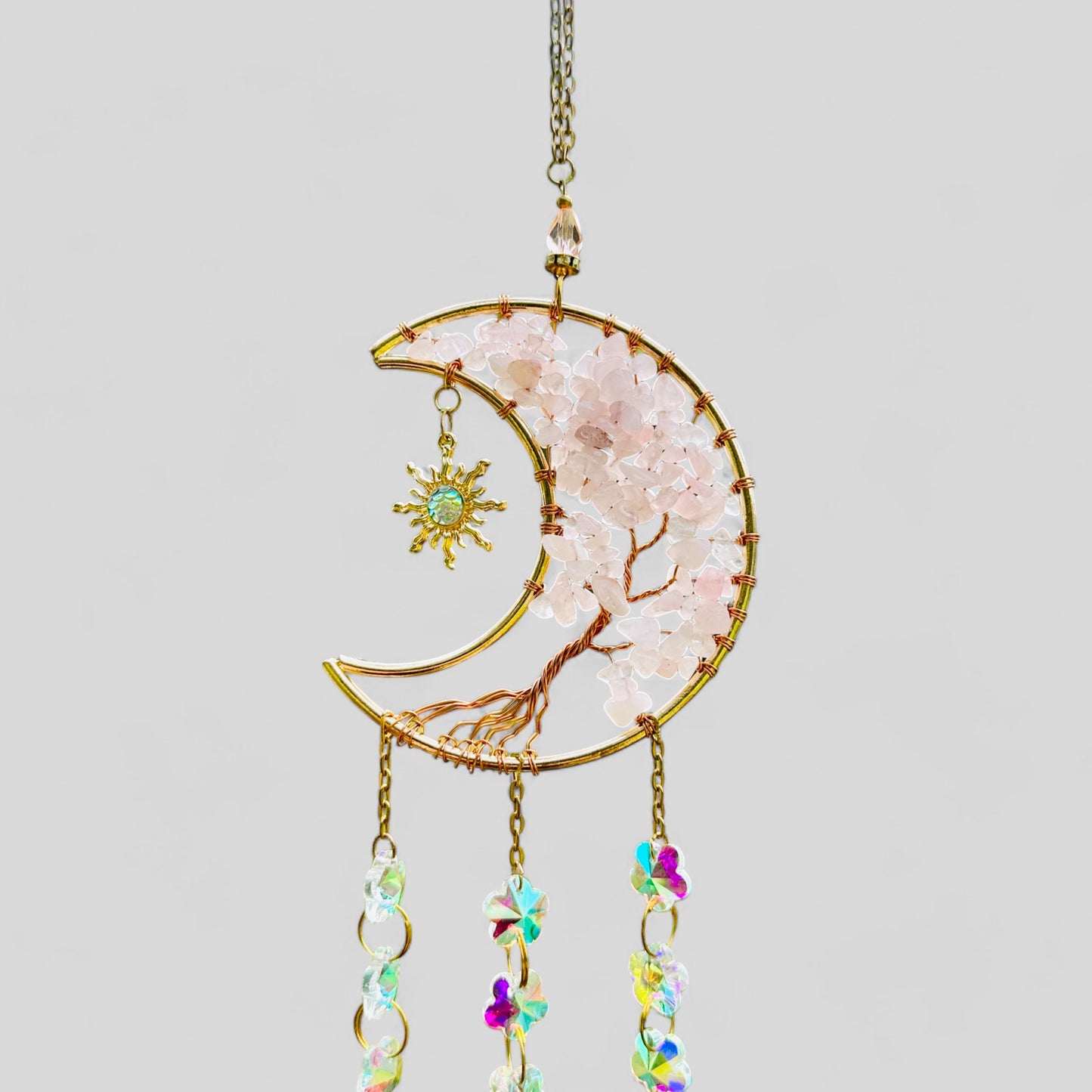 Gold Metal Crescent Moon Dreamcatcher Suncatcher con árbol de la vida cuarzo rosa y amuletos de joyas colgantes - colgante de ventana o colgante de pared